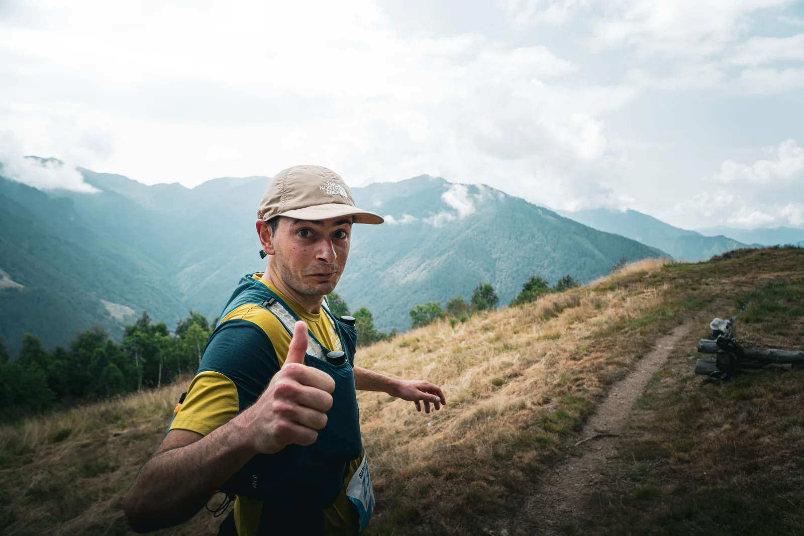 Marco in vetta durante il Giir di Mont 2026